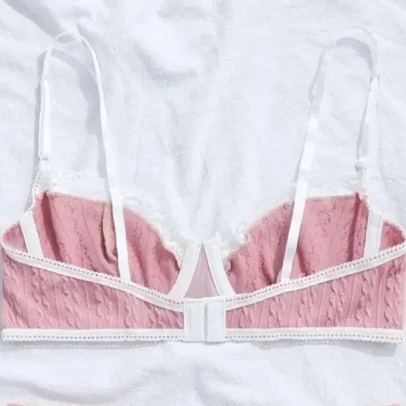 NWOT LIGHT DUSTY BABY PINK | 32B | BRA ONLY | UNLINED UNDERWIRE CONTRAST LACE | - Picture 3 of 5